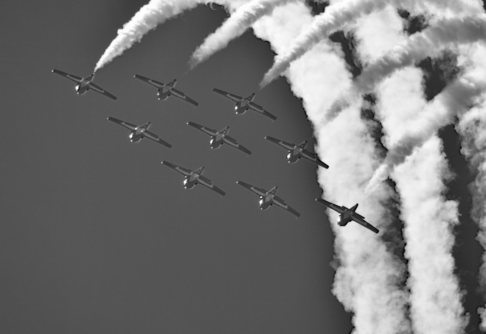 Great Pacific Air Show Formation Flying, Acrobatic Maneuvers, and